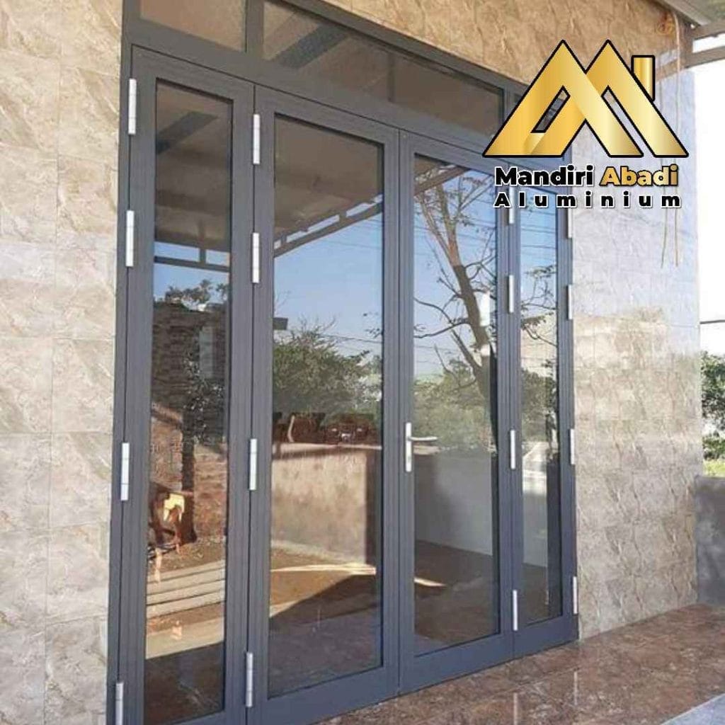 Pemasangan kusen aluminium di Bantar Gebang, Bekasi
